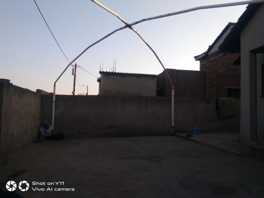 3 Bedroom Property for Sale in Roodekop Gauteng