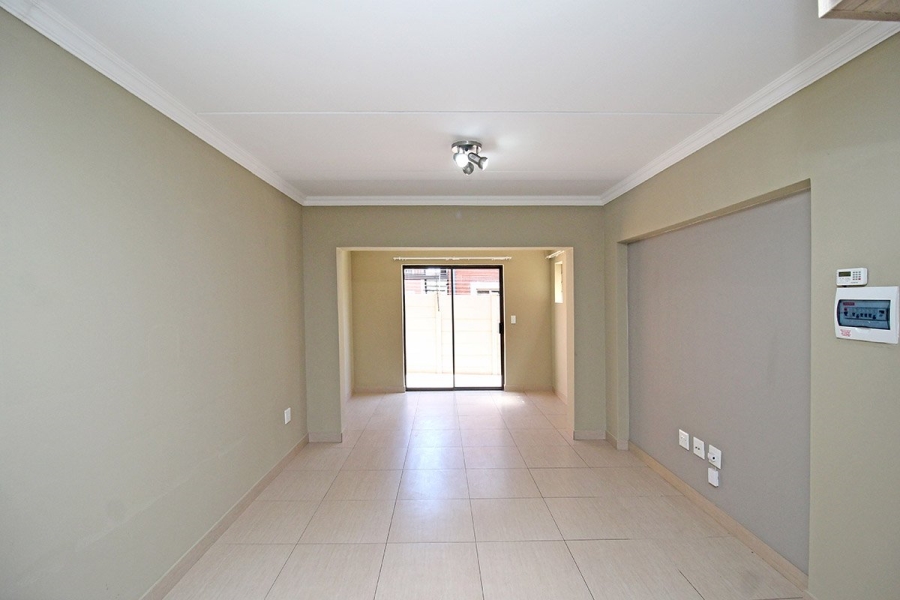 2 Bedroom Property for Sale in Andeon Gauteng