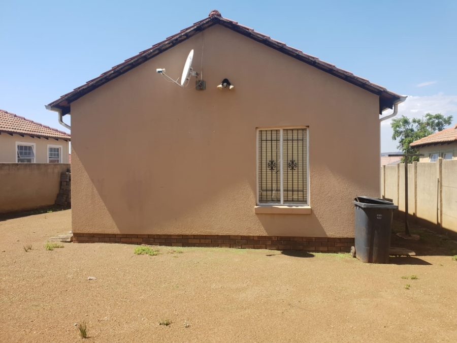 To Let 3 Bedroom Property for Rent in Alveda Gauteng