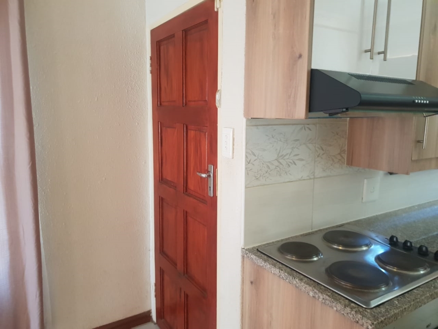 To Let 3 Bedroom Property for Rent in Alveda Gauteng