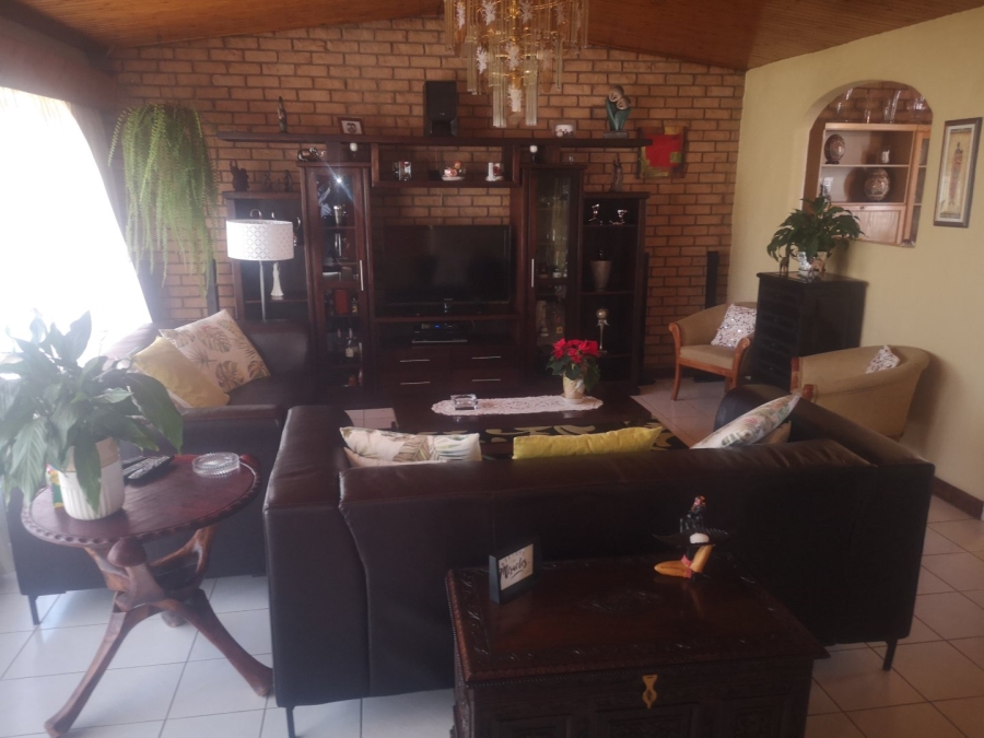 3 Bedroom Property for Sale in Marlands Gauteng