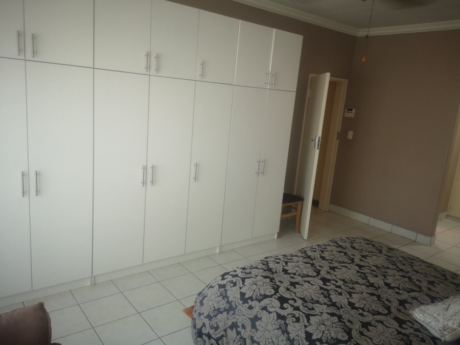 3 Bedroom Property for Sale in Marlands Gauteng