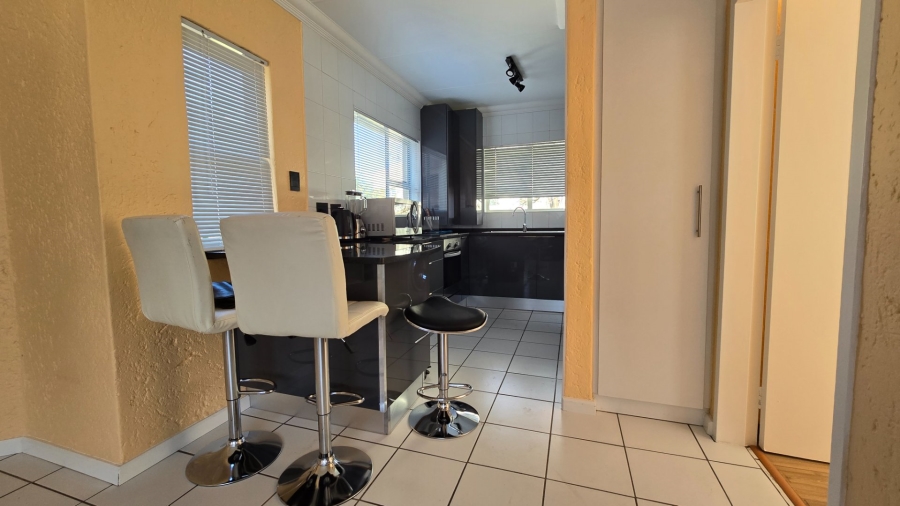 1 Bedroom Property for Sale in Bedford Gardens Gauteng