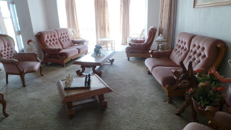 3 Bedroom Property for Sale in Homestead Gauteng