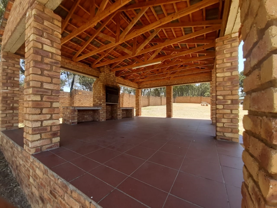 2 Bedroom Property for Sale in Meredale Gauteng