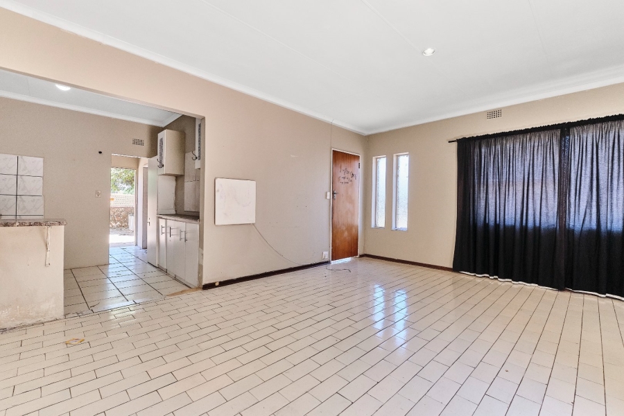 5 Bedroom Property for Sale in Quellerina Gauteng