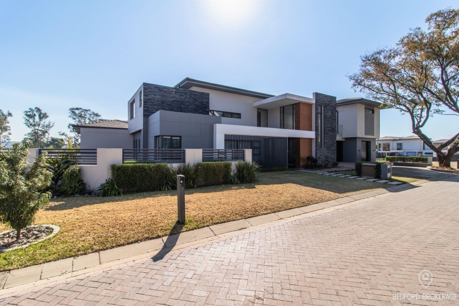 5 Bedroom Property for Sale in Neighbourhood Estate Gauteng