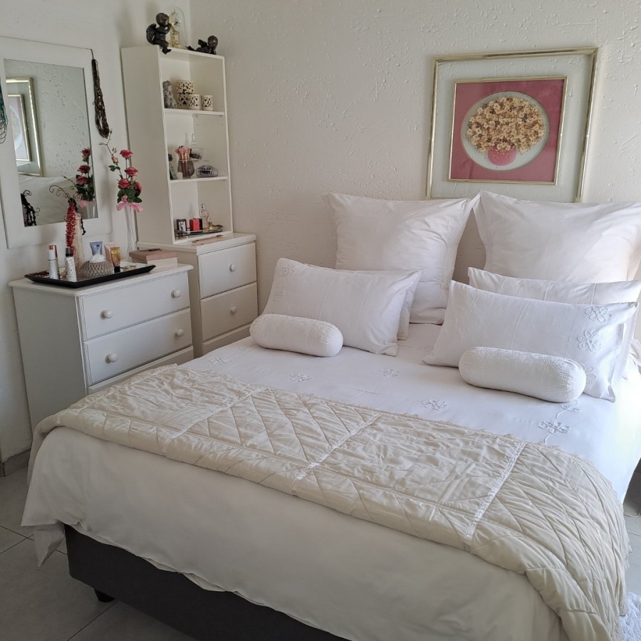 1 Bedroom Property for Sale in Morning Hill Gauteng