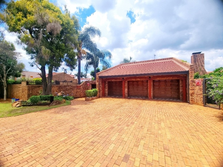 4 Bedroom Property for Sale in Meyersdal Gauteng