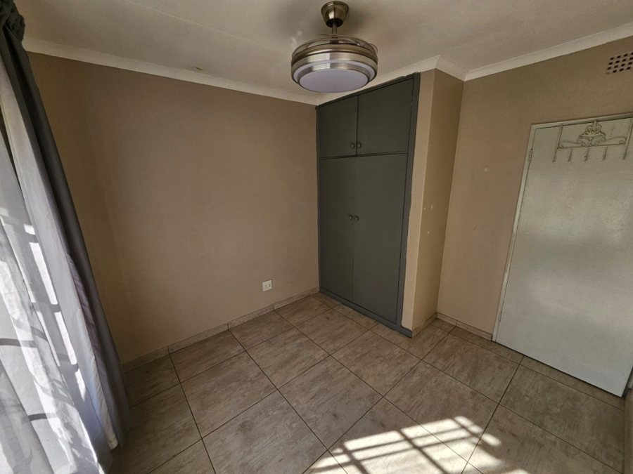 To Let 3 Bedroom Property for Rent in Impala Park Gauteng