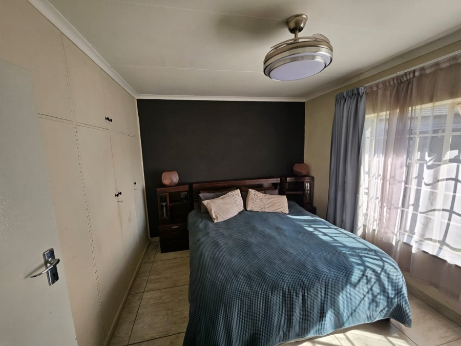 To Let 3 Bedroom Property for Rent in Impala Park Gauteng