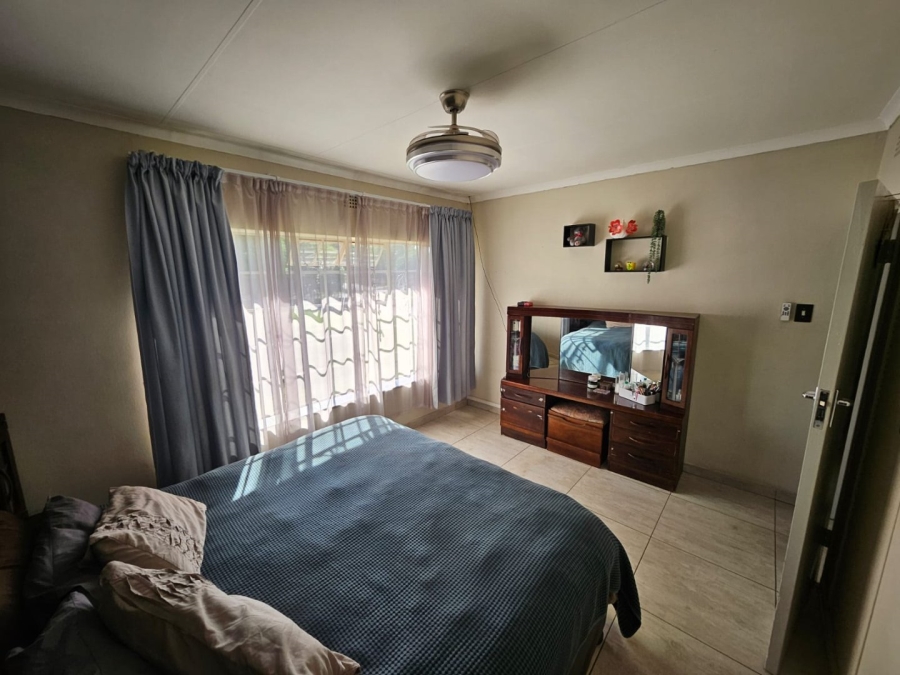 To Let 3 Bedroom Property for Rent in Impala Park Gauteng