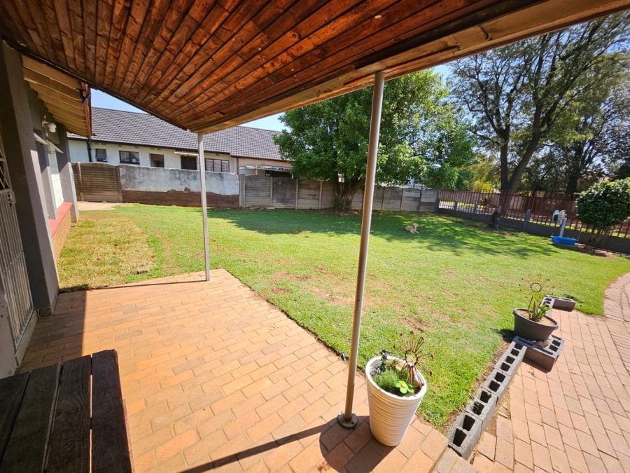 To Let 3 Bedroom Property for Rent in Impala Park Gauteng