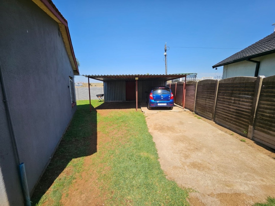 To Let 3 Bedroom Property for Rent in Impala Park Gauteng