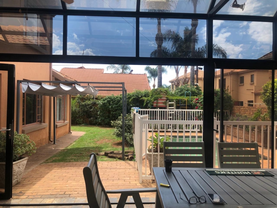 To Let 4 Bedroom Property for Rent in Wierdaglen Estate Gauteng