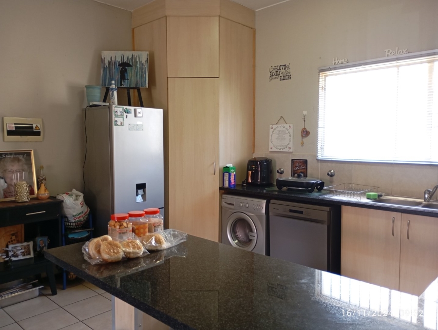 To Let 2 Bedroom Property for Rent in Rynfield Gauteng