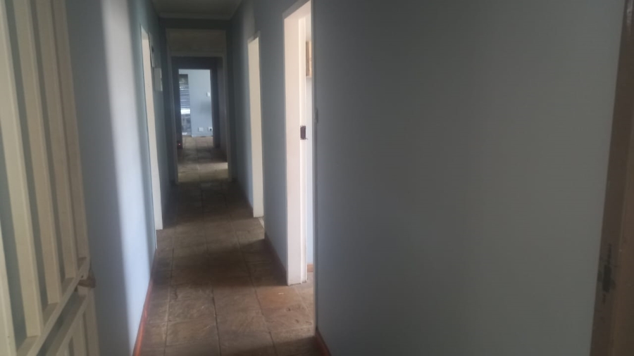 5 Bedroom Property for Sale in Krugersdorp North Gauteng