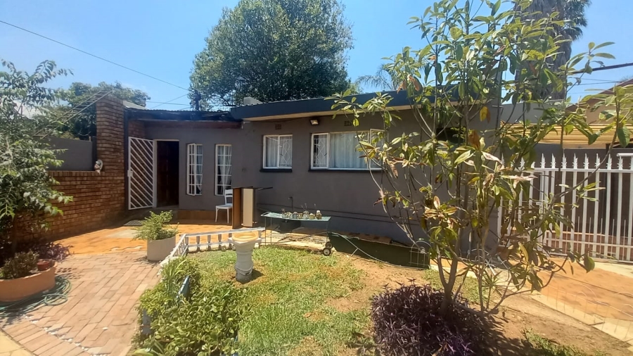 5 Bedroom Property for Sale in Krugersdorp North Gauteng