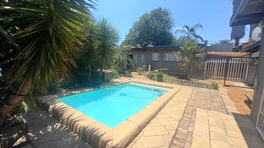 5 Bedroom Property for Sale in Krugersdorp North Gauteng