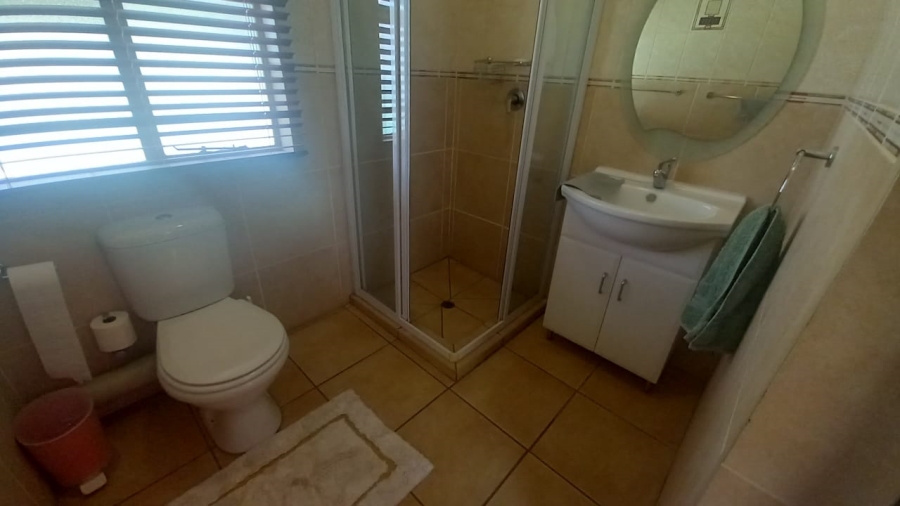 4 Bedroom Property for Sale in Rant En Dal Gauteng