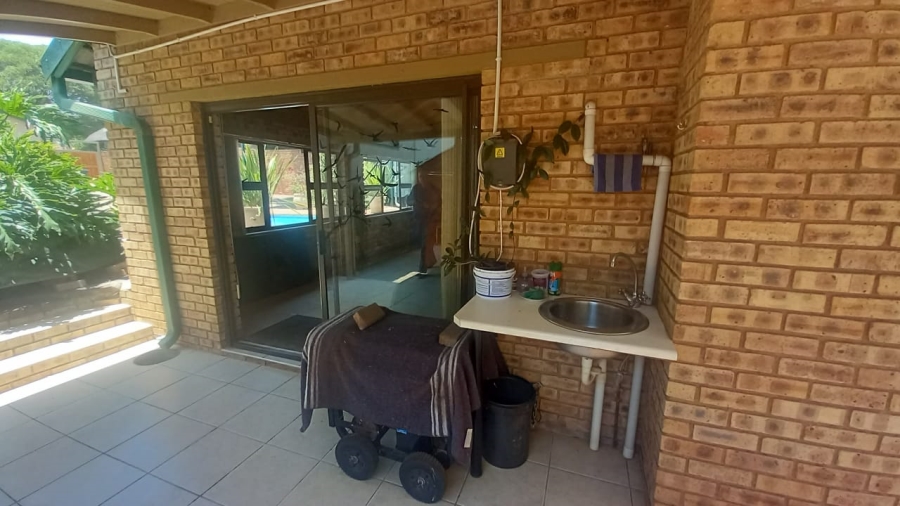 4 Bedroom Property for Sale in Rant En Dal Gauteng