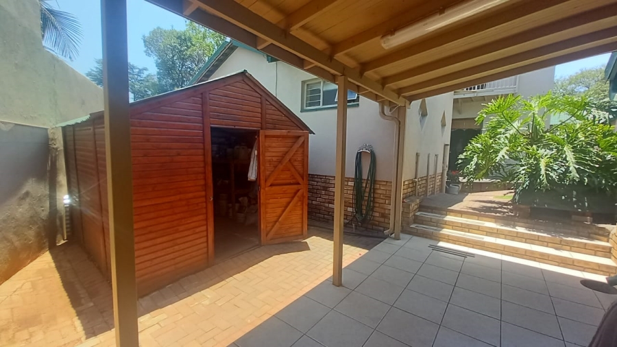 4 Bedroom Property for Sale in Rant En Dal Gauteng