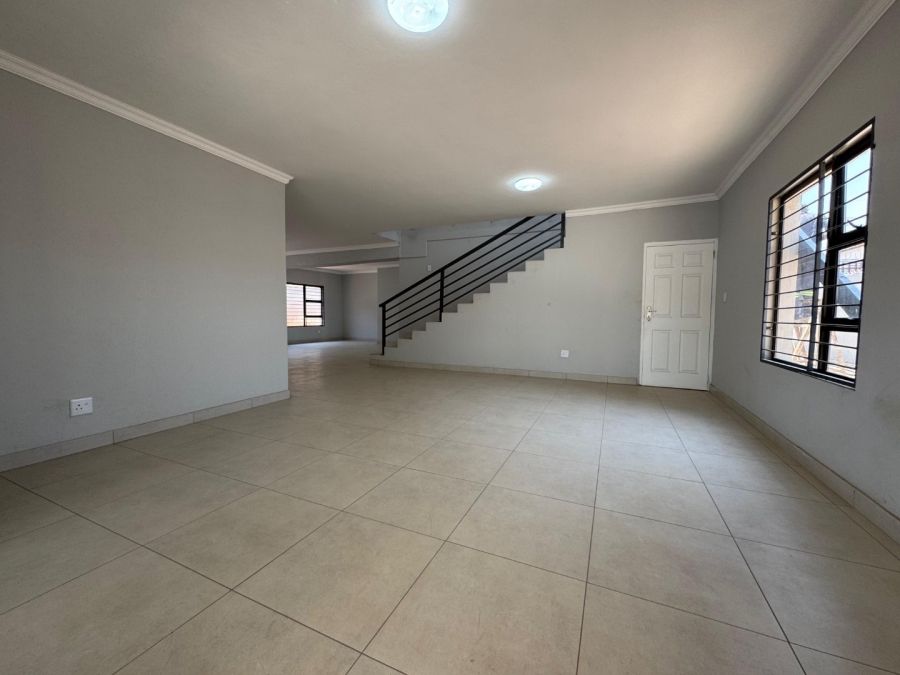 To Let commercial Property for Rent in Laudium Ext 3 Gauteng