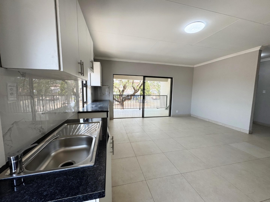 To Let 2 Bedroom Property for Rent in Laudium Ext 3 Gauteng