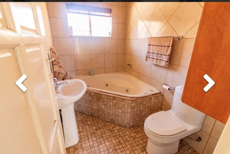 4 Bedroom Property for Sale in Terenure Gauteng