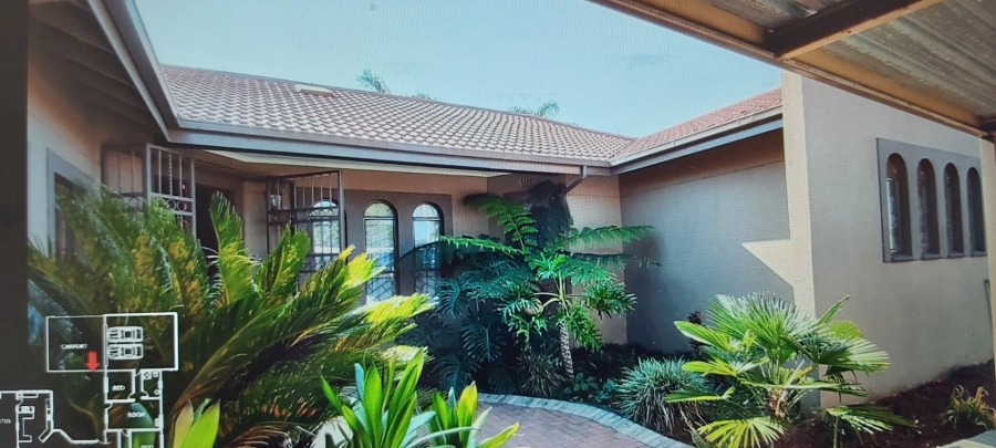 4 Bedroom Property for Sale in Van Riebeeck Park Gauteng