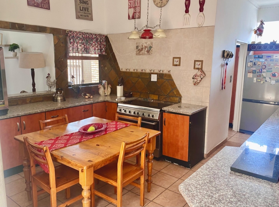 3 Bedroom Property for Sale in New Redruth Gauteng