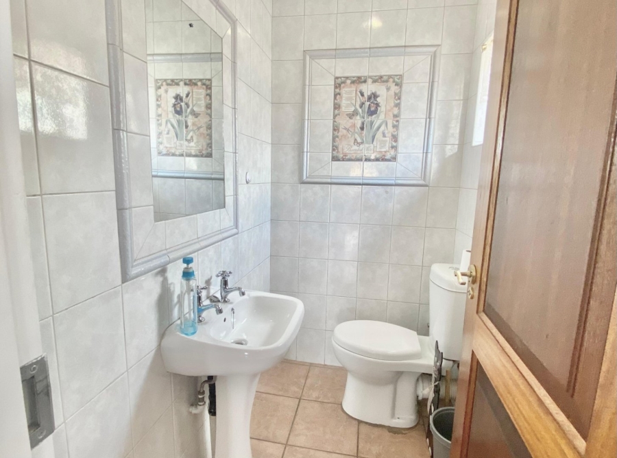 3 Bedroom Property for Sale in New Redruth Gauteng