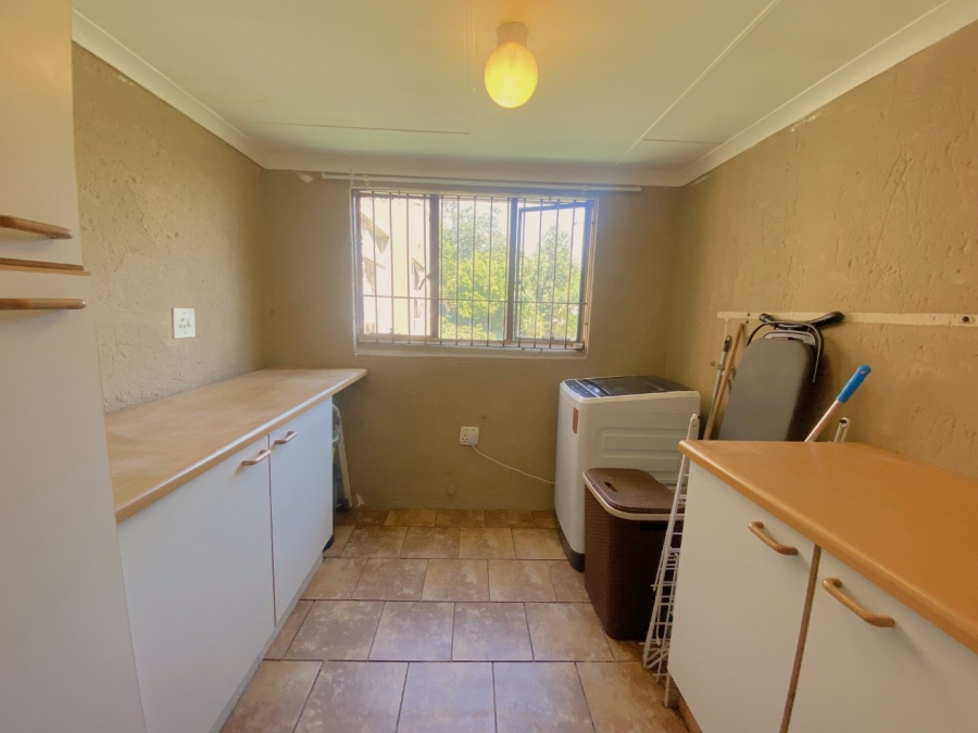 4 Bedroom Property for Sale in Roodekrans Gauteng