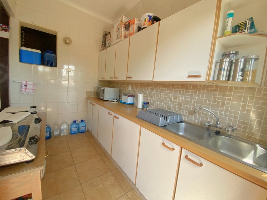 4 Bedroom Property for Sale in Roodekrans Gauteng