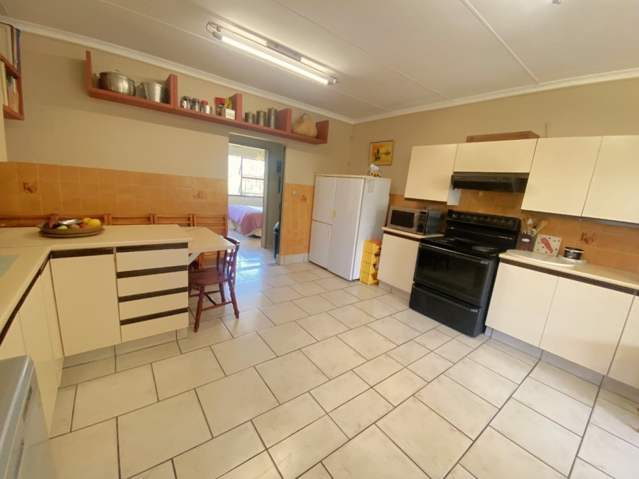 3 Bedroom Property for Sale in Breaunanda Gauteng