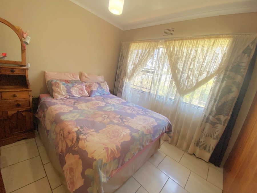 3 Bedroom Property for Sale in Breaunanda Gauteng