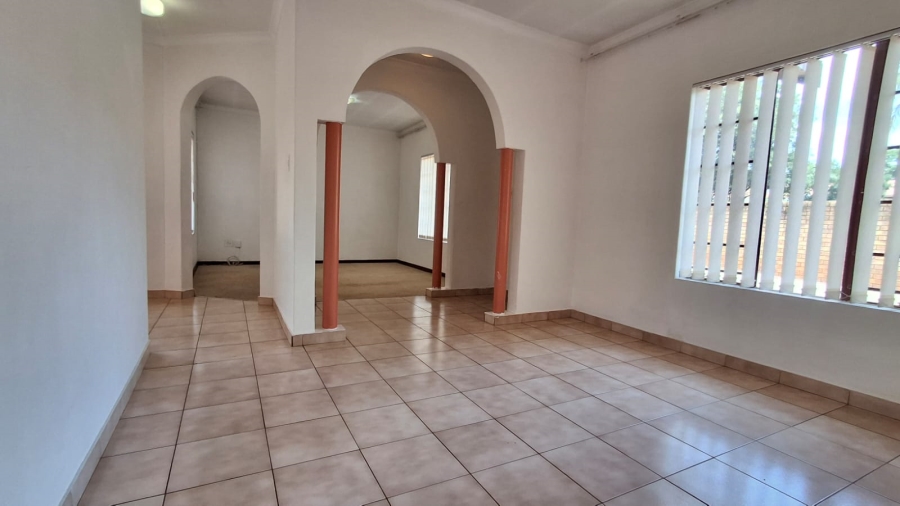 4 Bedroom Property for Sale in Doornpoort Gauteng