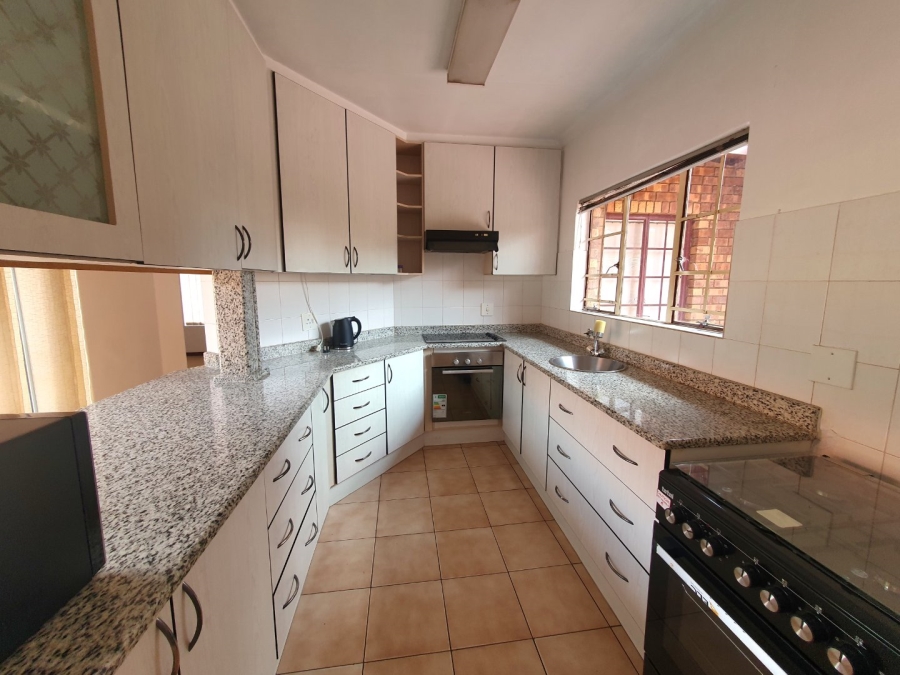 4 Bedroom Property for Sale in Doornpoort Gauteng