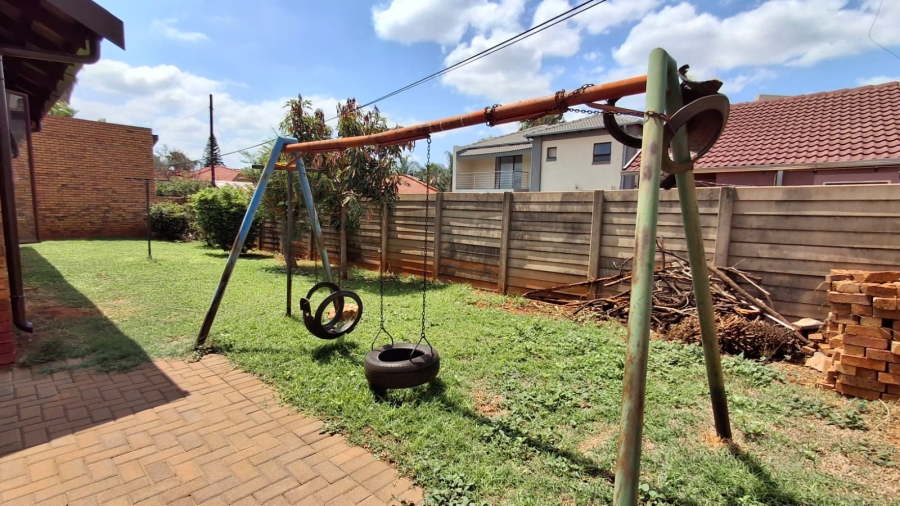 4 Bedroom Property for Sale in Doornpoort Gauteng