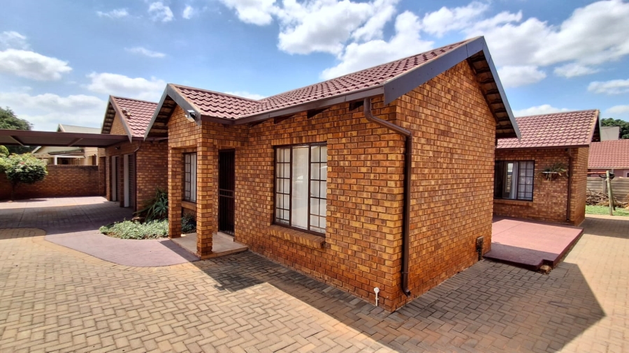 4 Bedroom Property for Sale in Doornpoort Gauteng