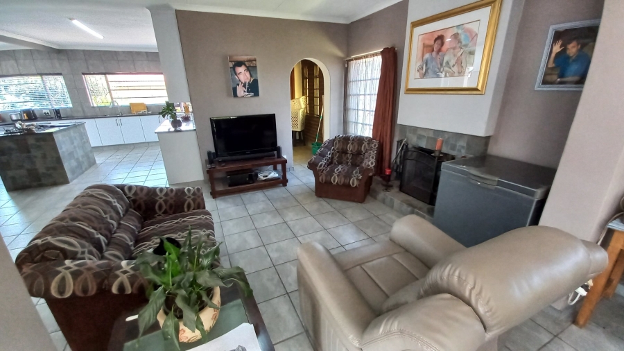 3 Bedroom Property for Sale in Witpoortjie Gauteng