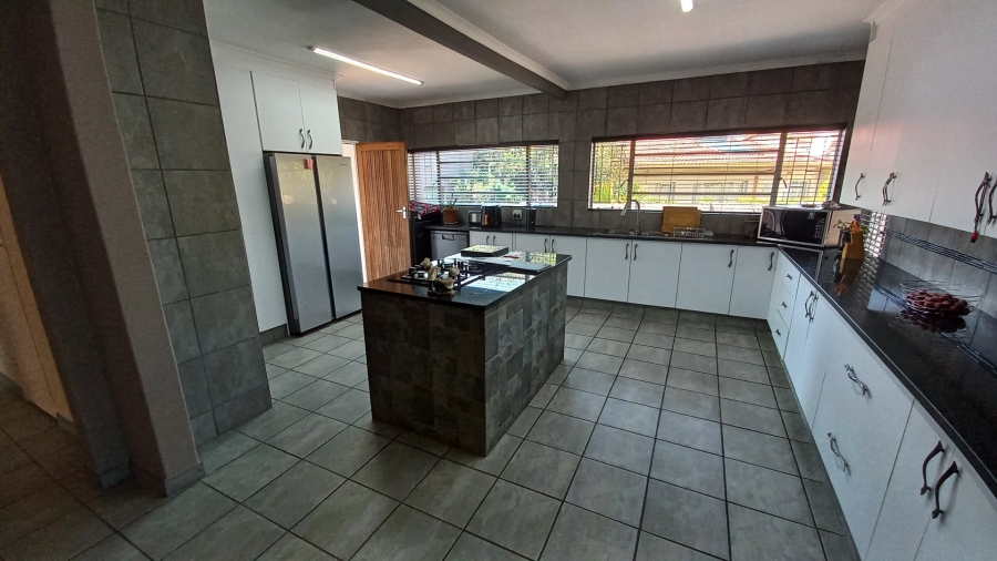 3 Bedroom Property for Sale in Witpoortjie Gauteng