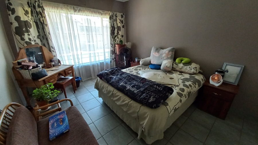 3 Bedroom Property for Sale in Witpoortjie Gauteng