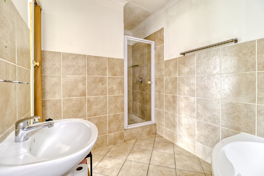 1 Bedroom Property for Sale in Northwold Gauteng