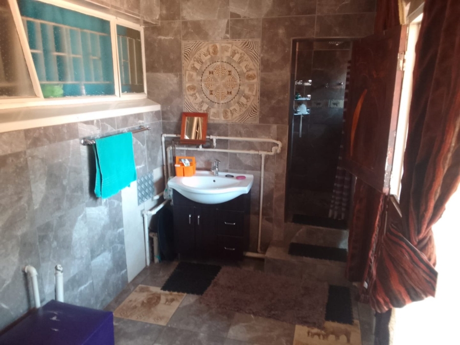 To Let 3 Bedroom Property for Rent in Rensburg Gauteng