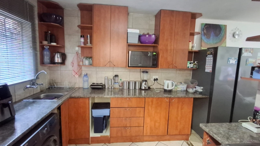 2 Bedroom Property for Sale in Doornpoort Gauteng