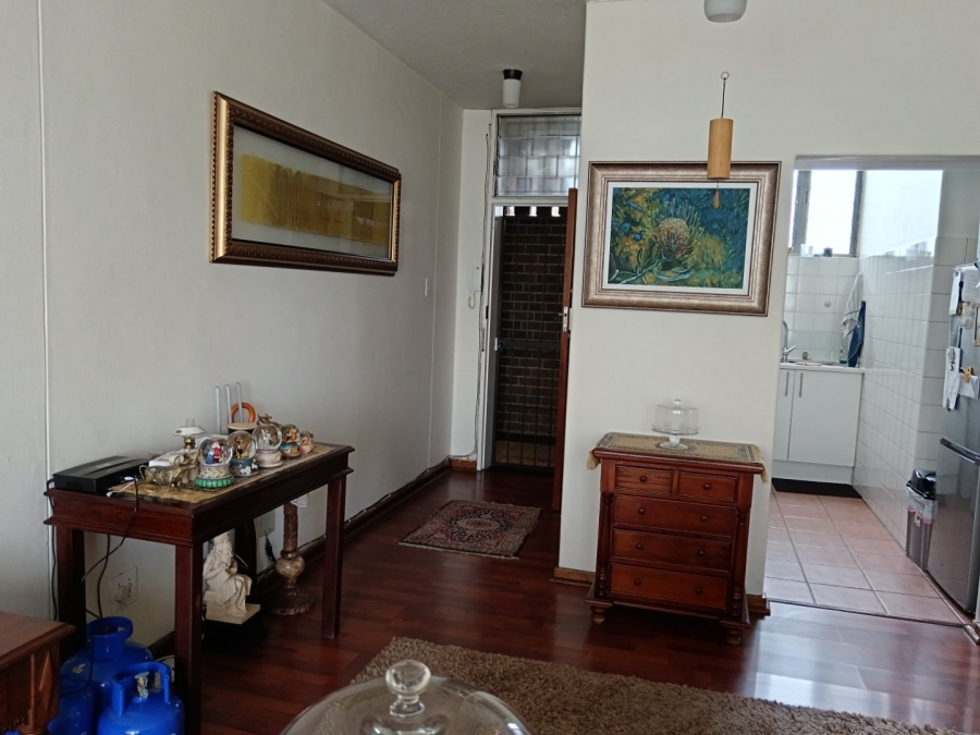 To Let 2 Bedroom Property for Rent in Groenkloof Gauteng