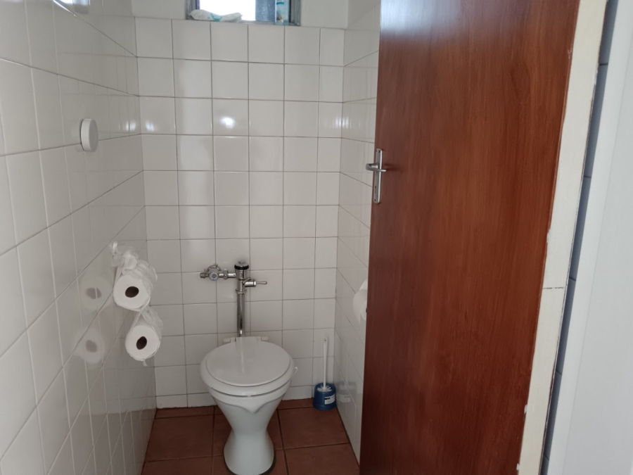 To Let 2 Bedroom Property for Rent in Groenkloof Gauteng