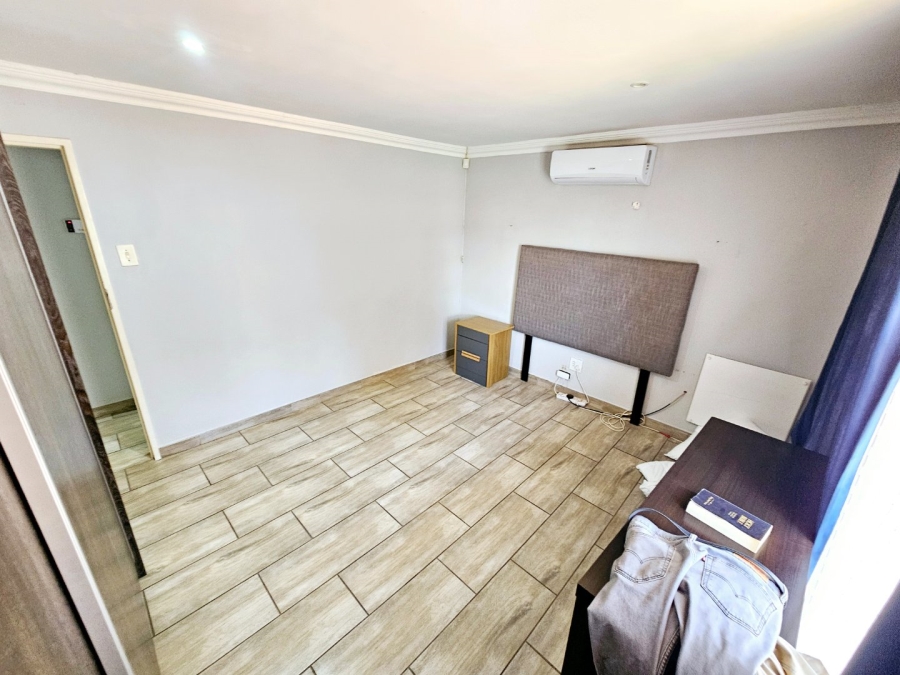 To Let 3 Bedroom Property for Rent in Heuweloord Gauteng