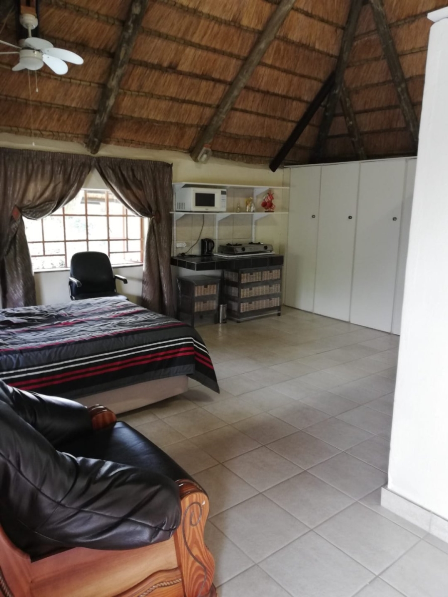 To Let 1 Bedroom Property for Rent in The Orchards Gauteng